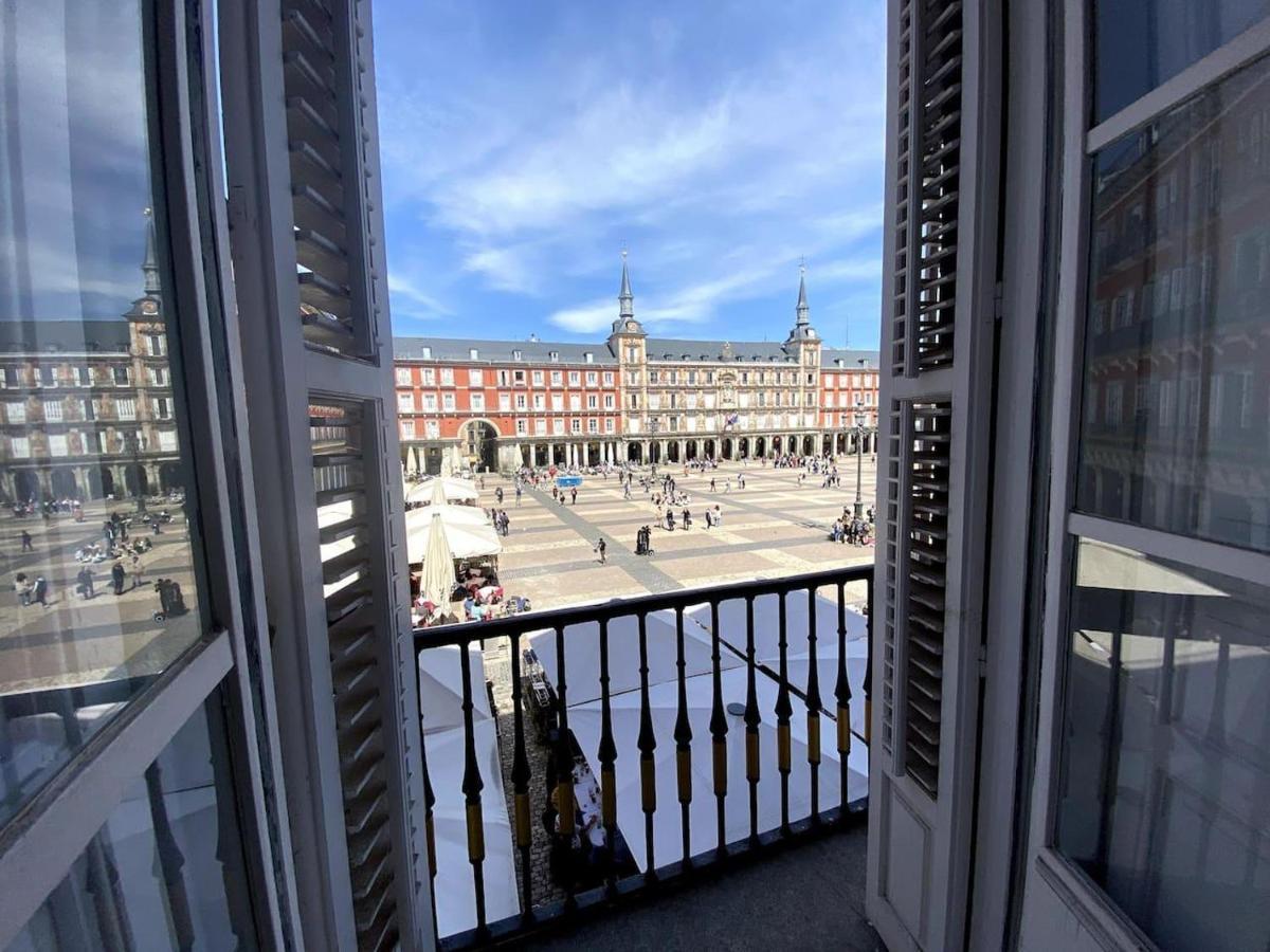 Big Apartment In Plaza Mayor In Madrid Spain エクステリア 写真